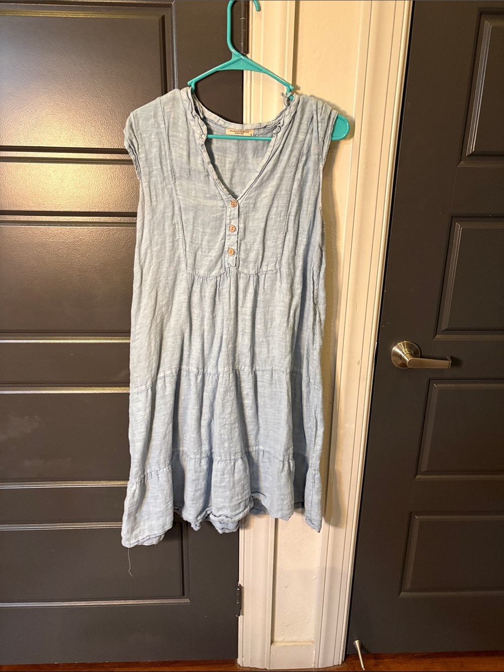 Francesca Bettini 100% linen Tiered Midi Dress in Light Blue